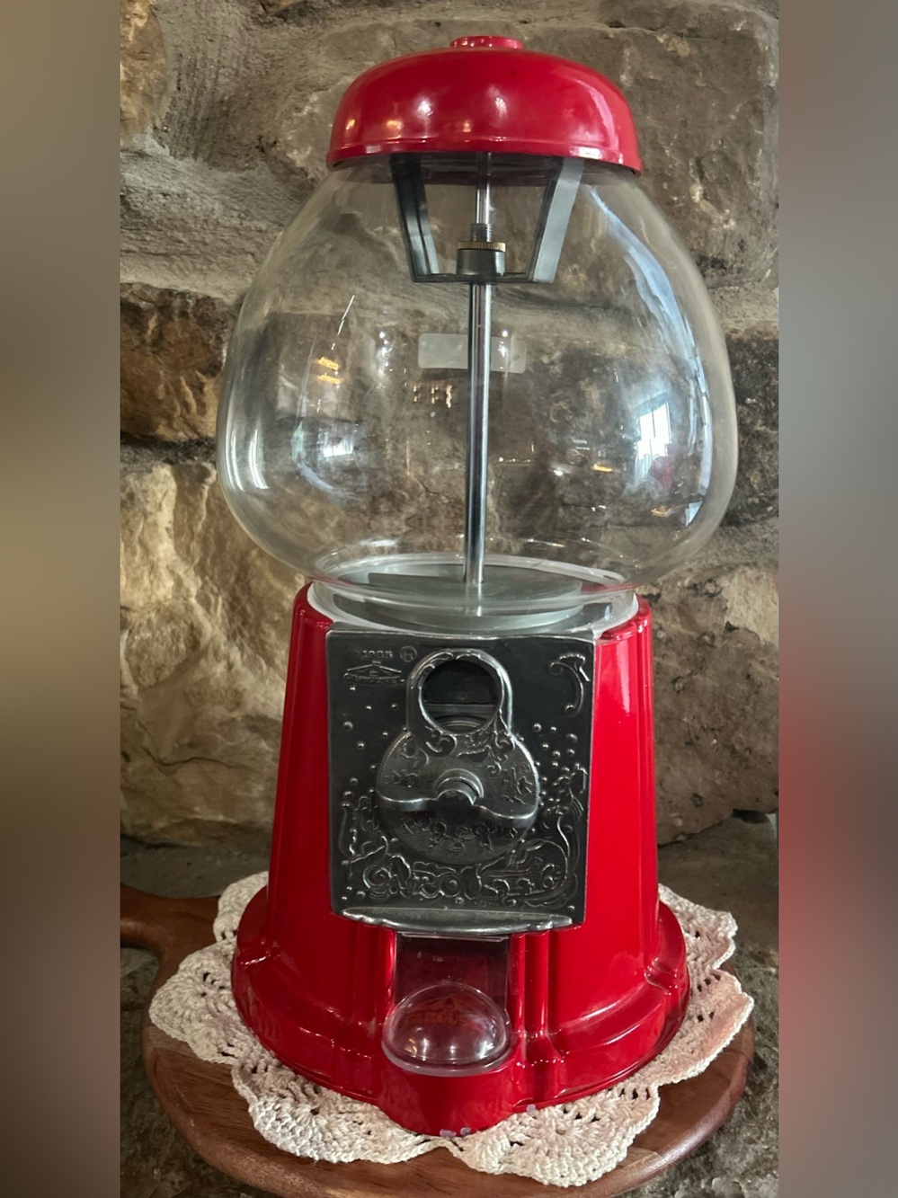 Vintage Carousel "King" 15" Gumball
Machine Bank